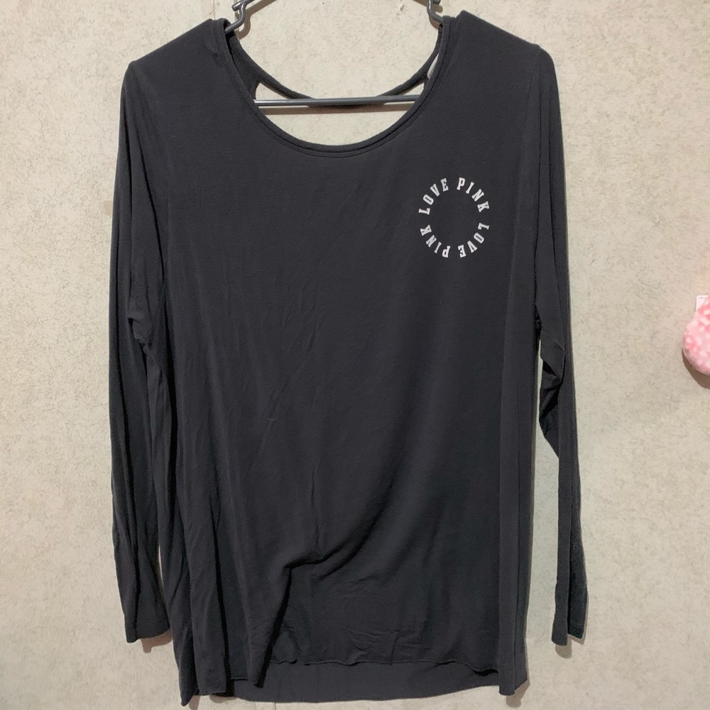 Pink backless long sleeve shirt